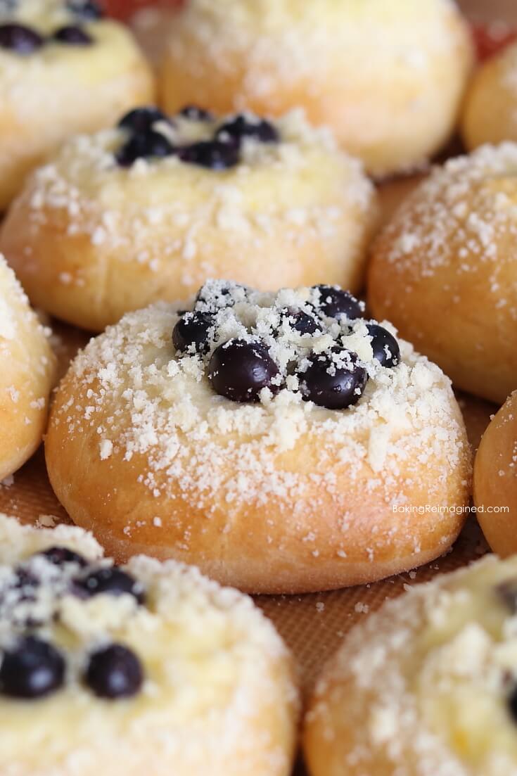 Cheese Buns with Blueberries